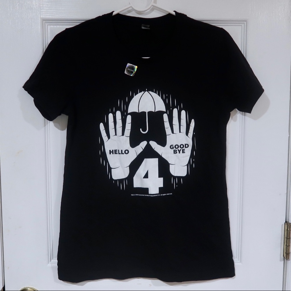 NEW The Umbrella Academy Klaus' Hands Womens T-Shirt